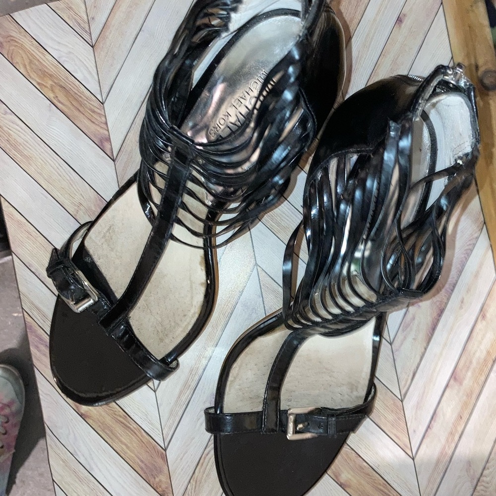 Michael Michael Kors black heels